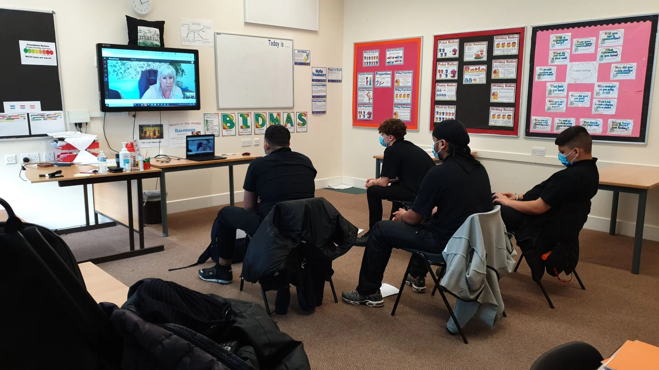 Derby North MP Amanda Solloway held a virtual meeting with Kingsmead pupils to discuss crime.