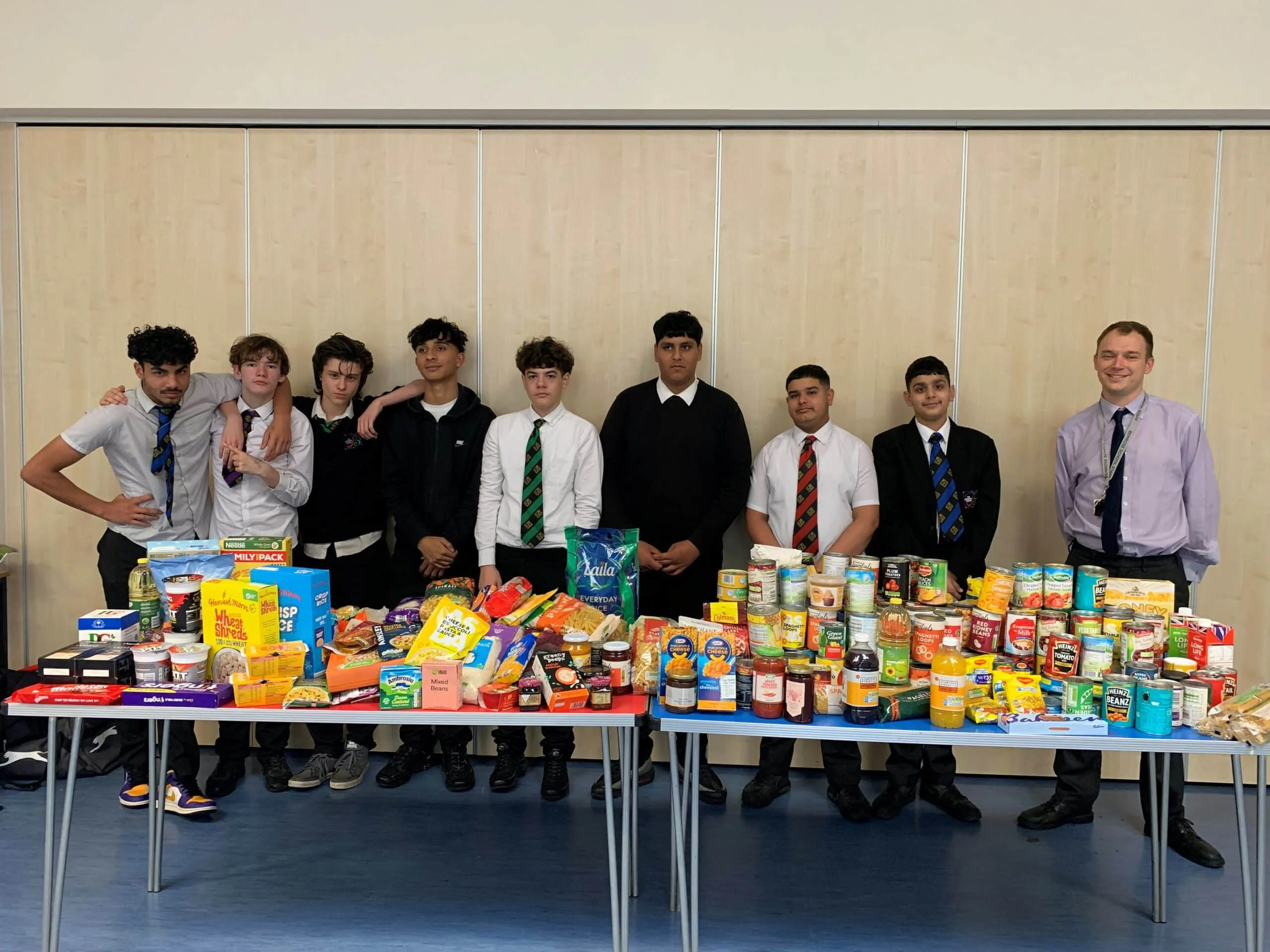 Bemrose pupils with primary teacher Tom Corrigan